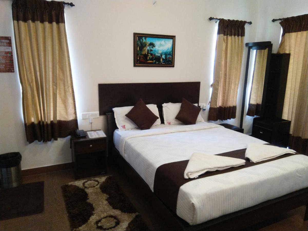 Paradise Perfect - Non Smoking Non Alcoholic No Unmarried Couples Udagamandalam Exterior foto